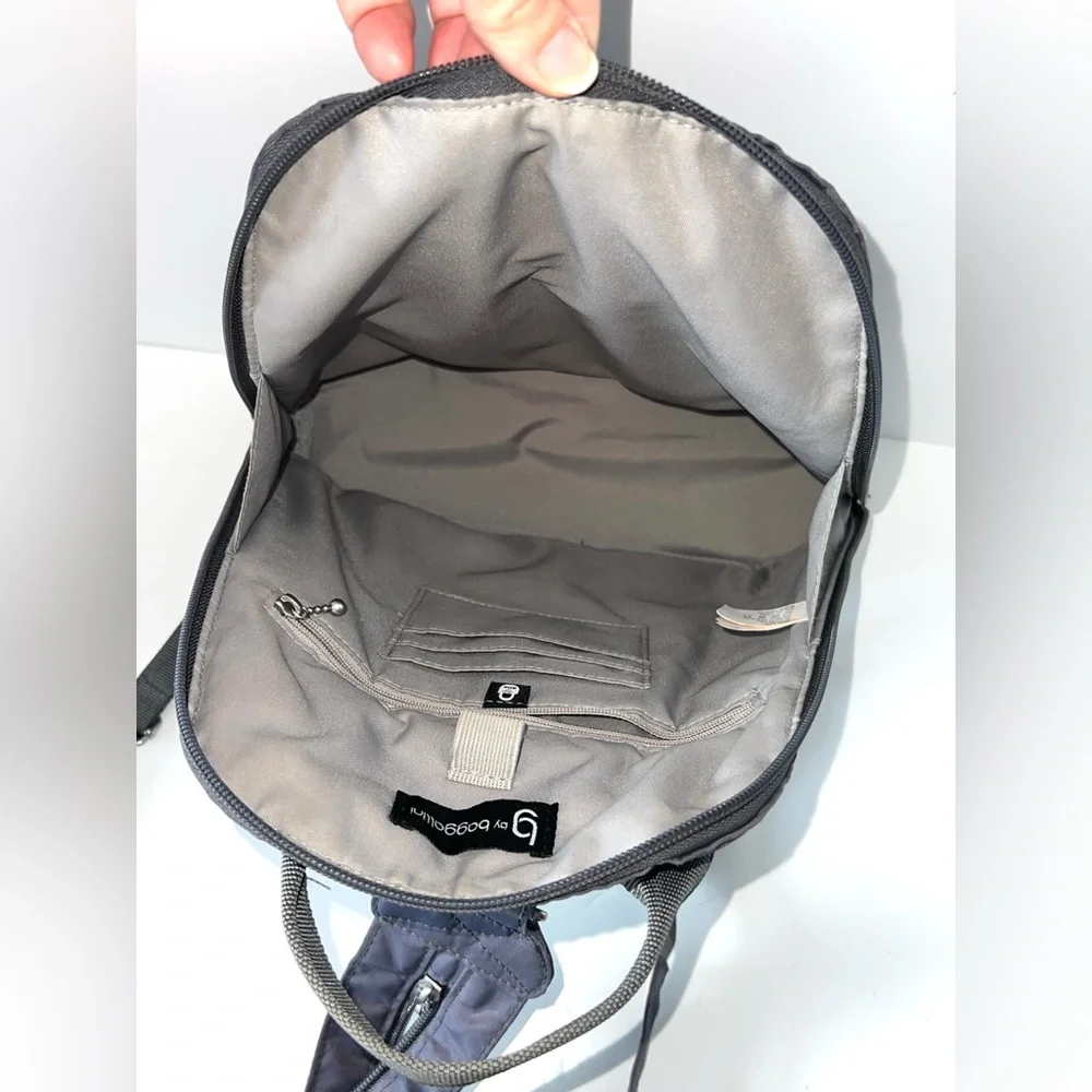 Baggallini Memphis Convertible Backpack RIFD‎ Protection Gray